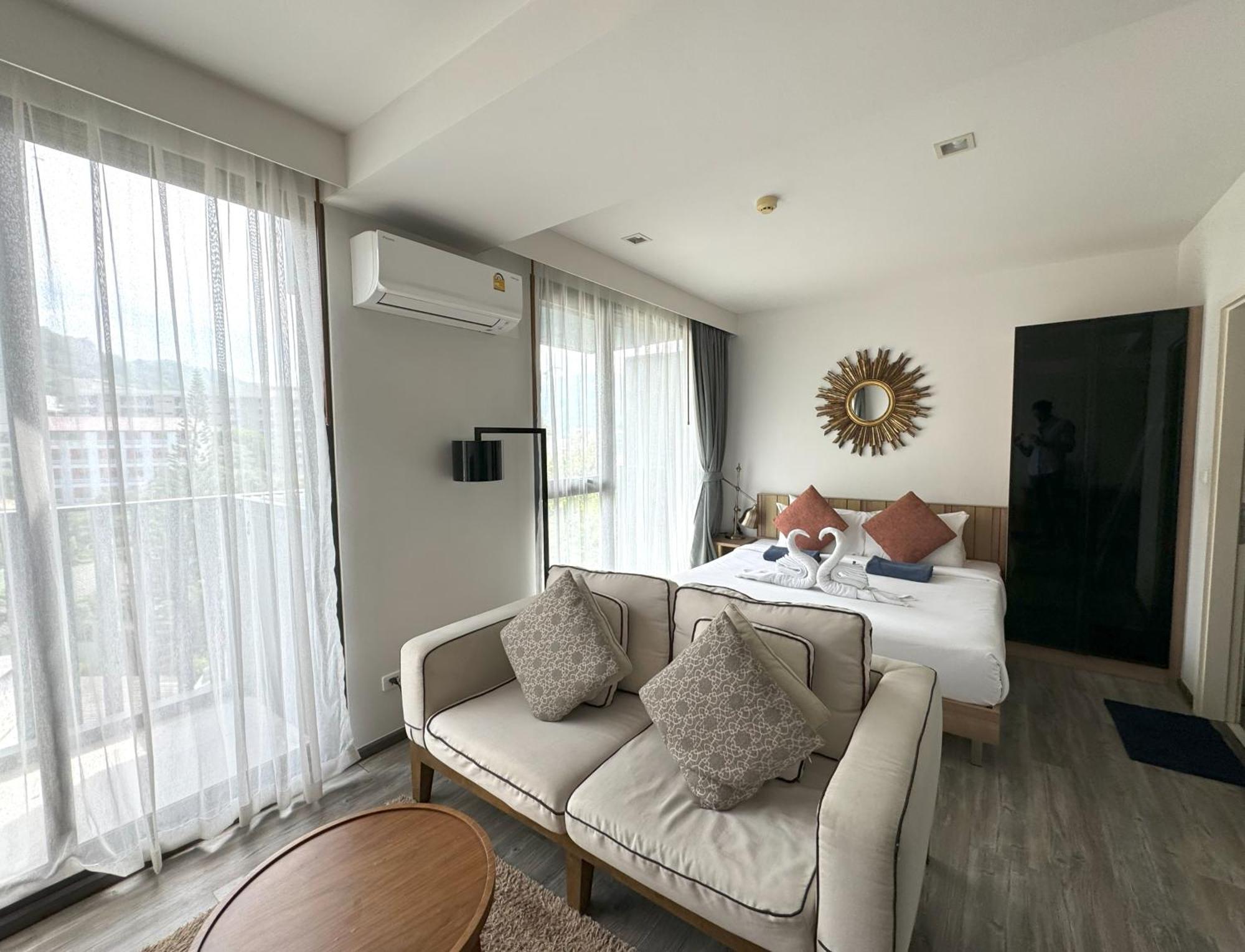 The Deck By Lofty Appartamento Patong